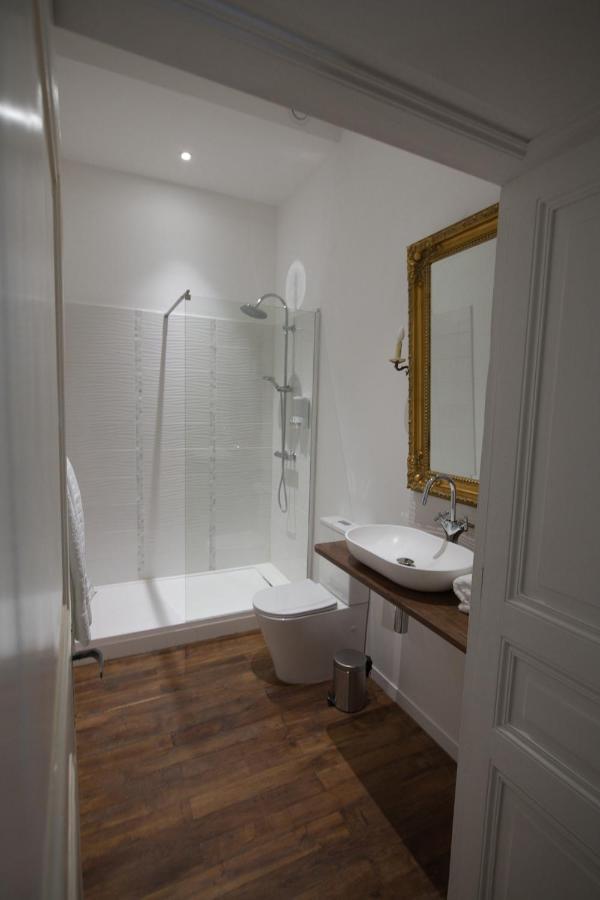 Chambres D'Hotes Montbron Luchapt Bagian luar foto